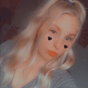 Meet your Posher, Annie